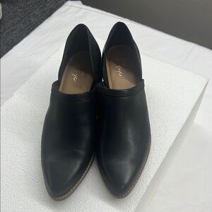 Crown Vintage Black Women's Shoes